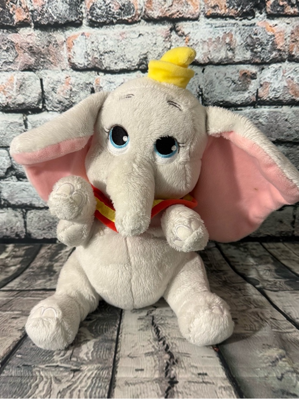 Disney Parks Dumbo 10” Plush Toy Super Soft Cuddle Toy (DSPL-09)